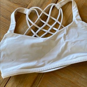 Free to be Wild White lululemon bra, Sz 8